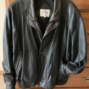 Men's Black lambskin Remy jacket, Size 44, with dark brown accents
